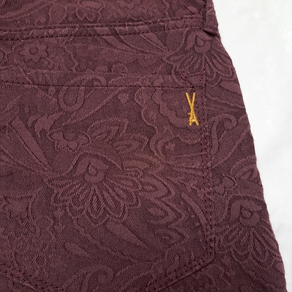 Vintage America Wonderland Skinny Jean - Picture 11 of 12